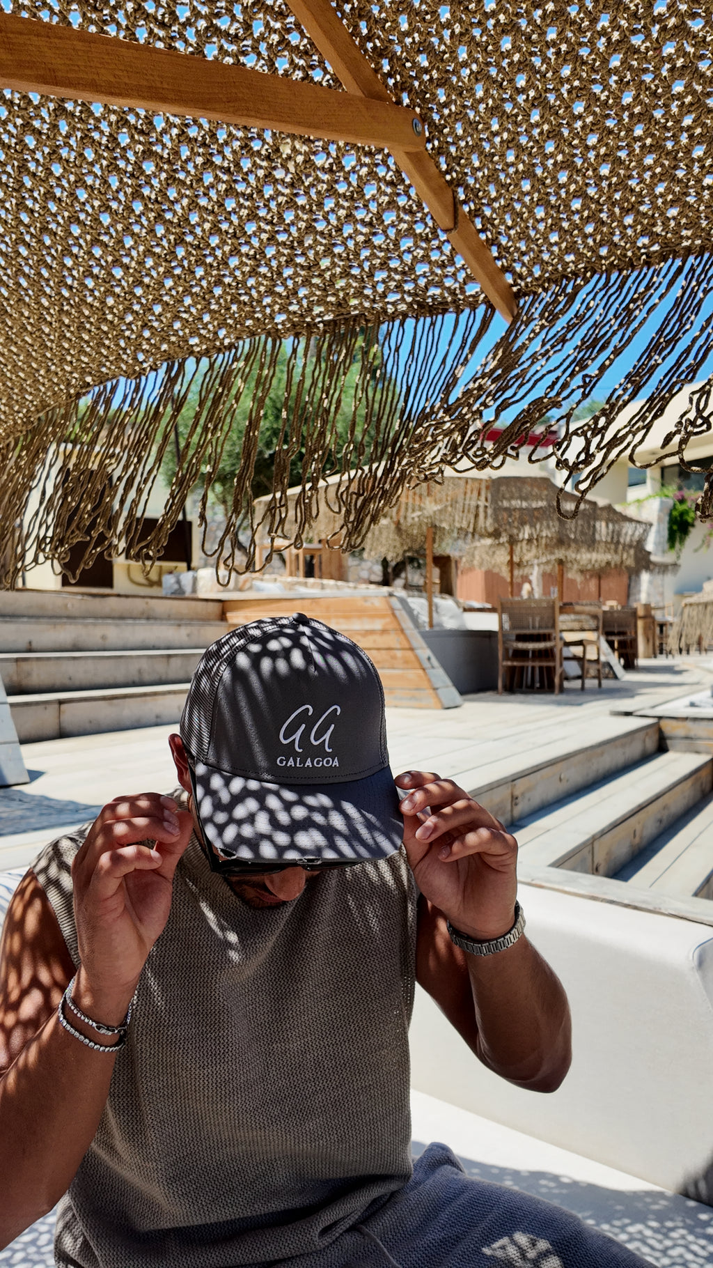 GALAGOA Original Trucker Cap in Grey
