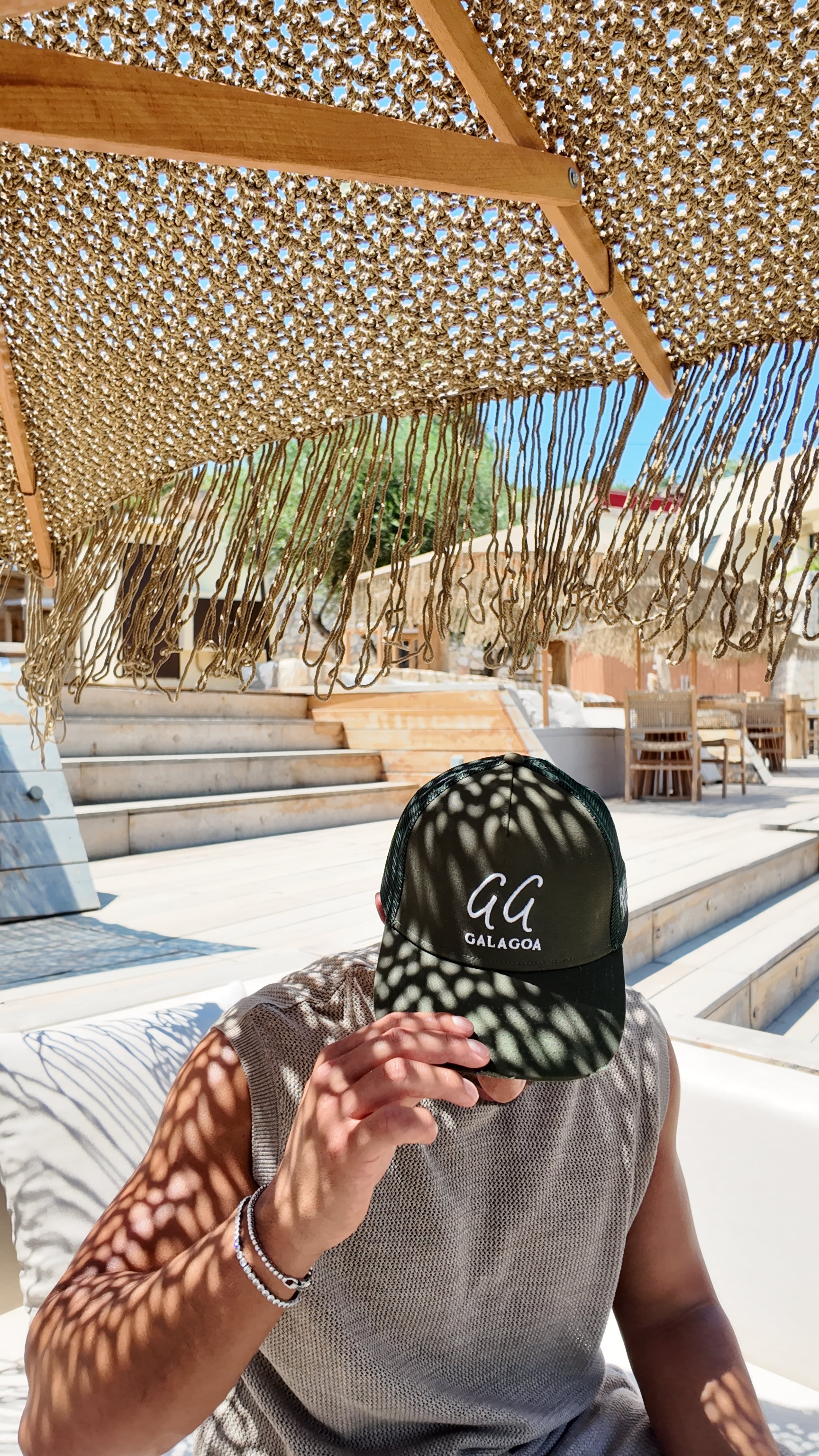 GALAGOA Original Trucker Cap in Khaki