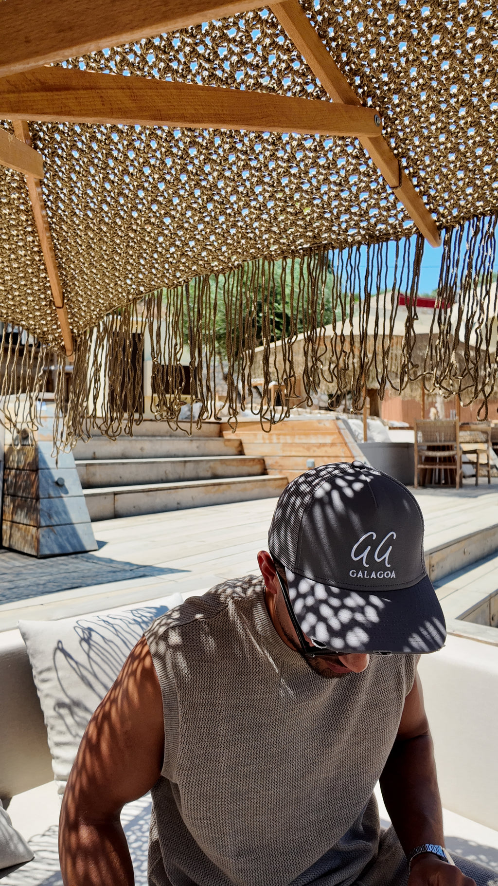GALAGOA Original Trucker Cap in Grey